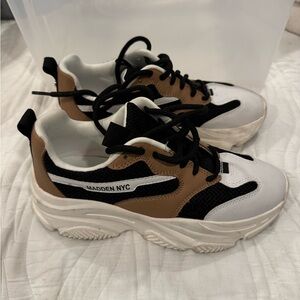 Steve Madden NYC Ladies Sneakers